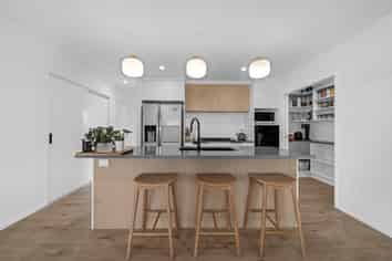 63 LEATHEM CRESCENT, Pokeno