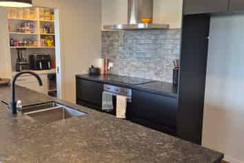 25 Kittyhawk Drive, Kinloch