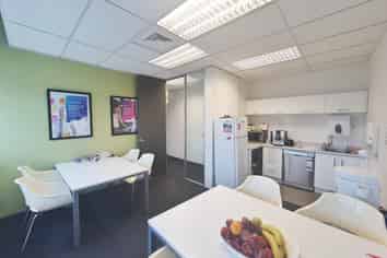 APOLLO DRIVE OFFICE DEAL - BELOW MARKET!
