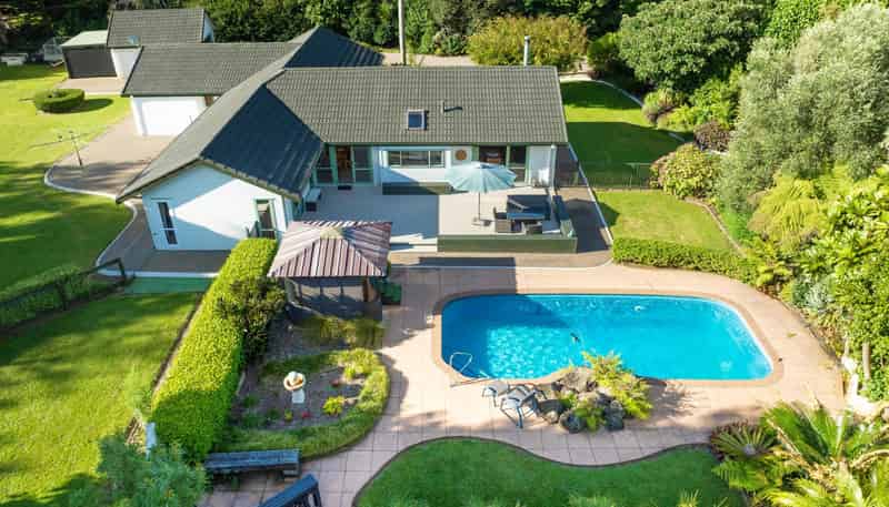 11 Helland Drive, Bombay