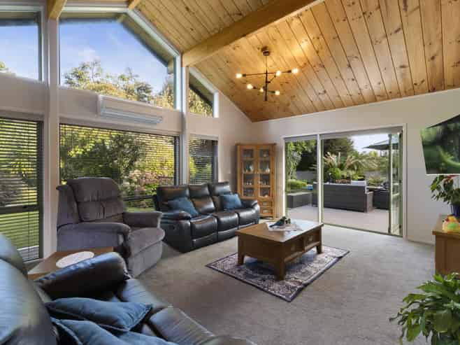 11 Helland Drive, Bombay