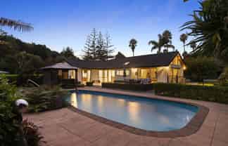 11 Helland Drive, Bombay