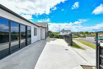 64 Prado Drive, Pukekohe