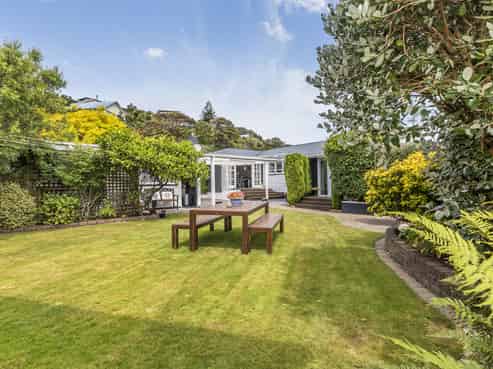 27 Cluny Road, Plimmerton