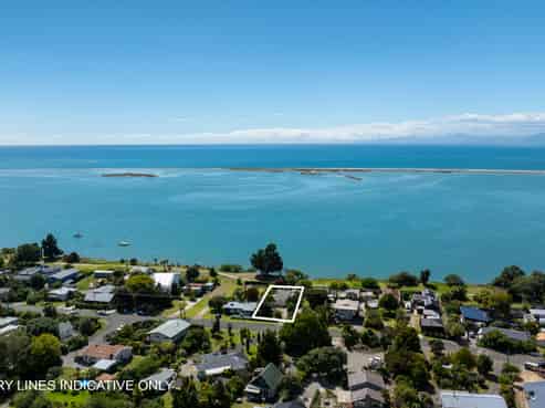 105 Trewavas Street, Motueka