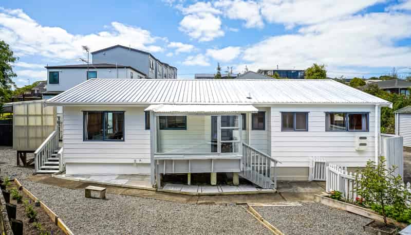 5/7 Duncan Avenue, Te Atatu South