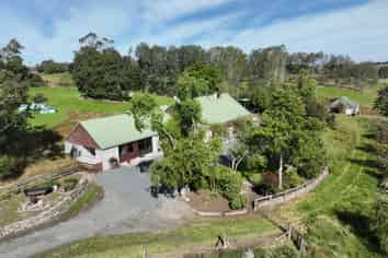 6 and 18 Michies Road, Balclutha