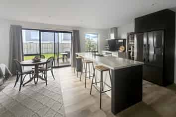 4 Poroporo Way, Wharewaka