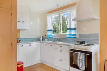 35 London Street, Hampden