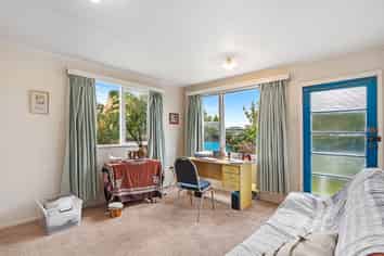 35 London Street, Hampden