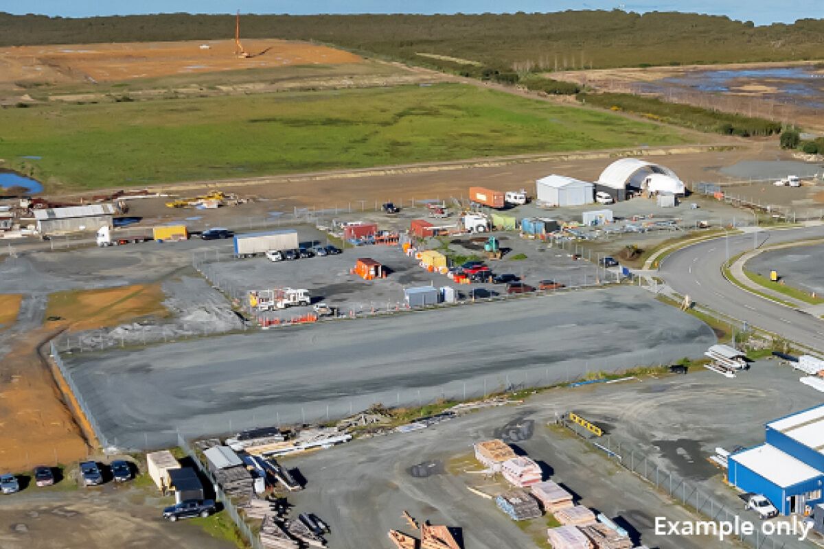 Secure Metalled Yards – Logyard Lane, Port Nikau – pohled 3