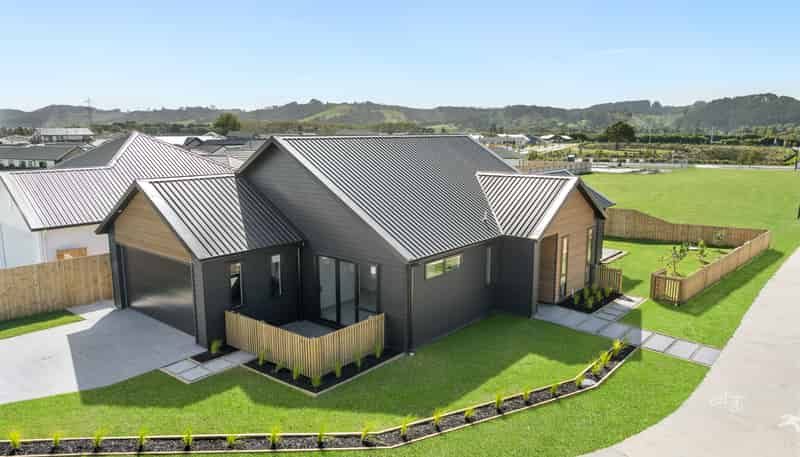 2 Karahui Road, Clevedon