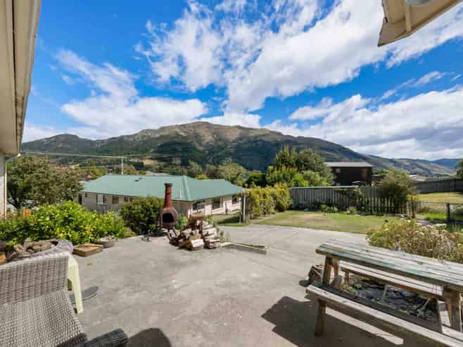 144 Capell Avenue, Lake Hawea