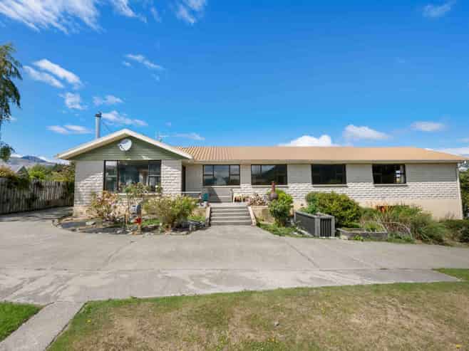 144 Capell Avenue, Lake Hawea