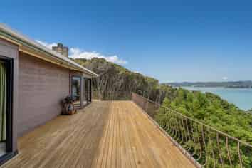 219 Buffalo Beach Road, Whitianga