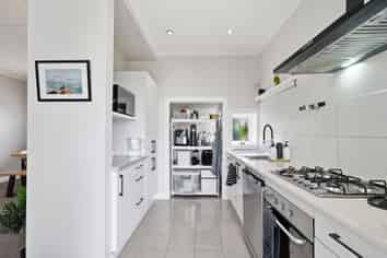 50 Lorn Street, GLENGARRY