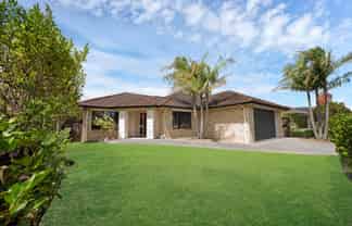 4 Pennygale Close, Flat Bush