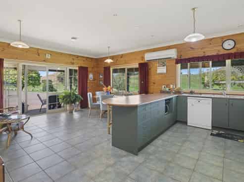 69 Hitiri Road, Kinloch