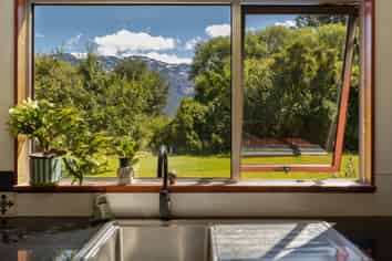 570 Glenorchy-Paradise Road, GLENORCHY