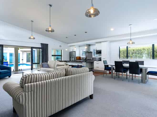 29 Beach Road Waikawa, Picton