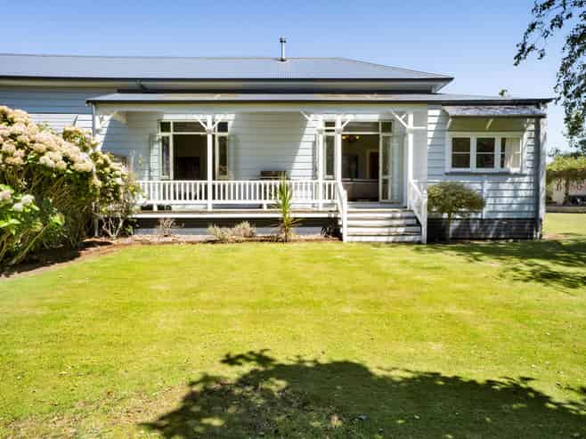 76 Glover Road, Hawera