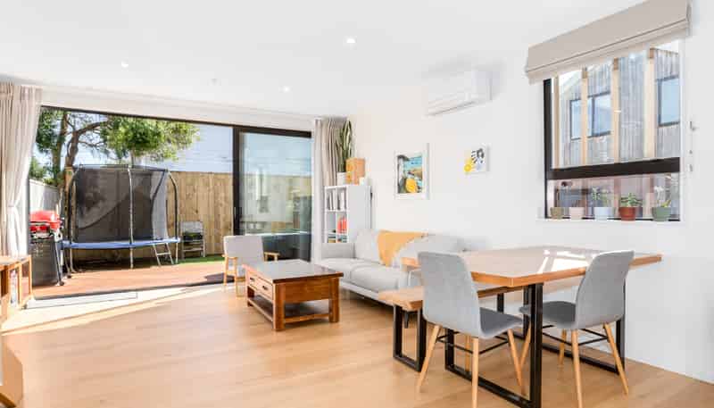 16A Inglis Street, Seatoun