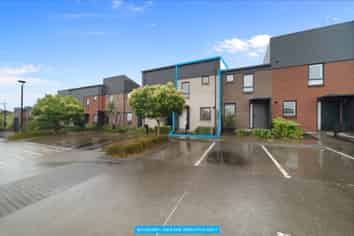 14 Rara Lane, Manukau