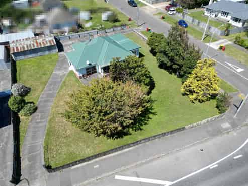 19 Johnston Street, Foxton