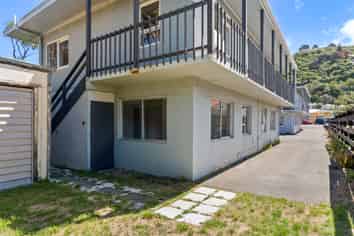 5/175 Queens Drive, Lyall Bay