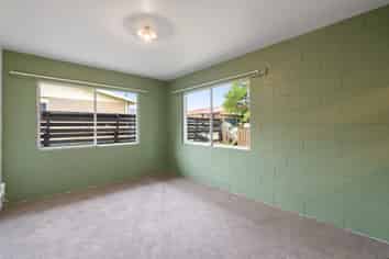 5/175 Queens Drive, Lyall Bay