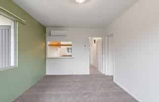 5/175 Queens Drive, Lyall Bay