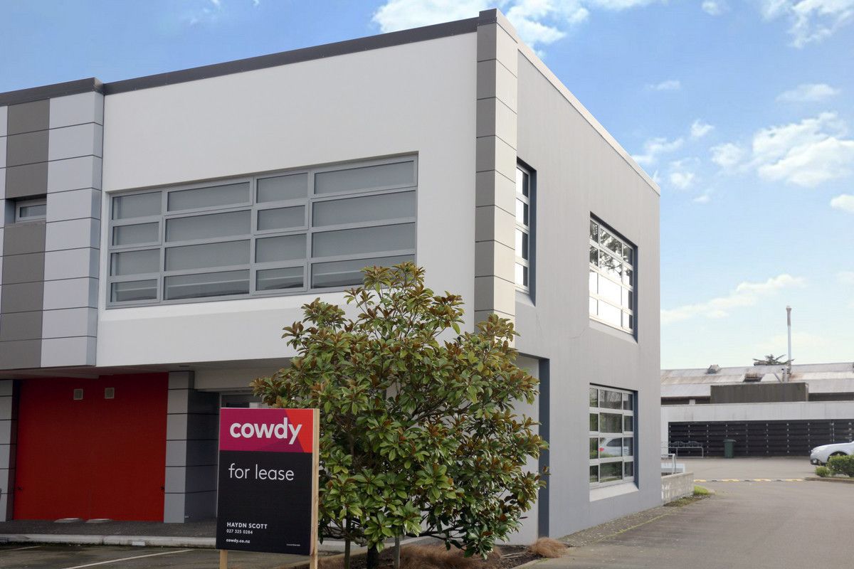 Professional Office - For Lease