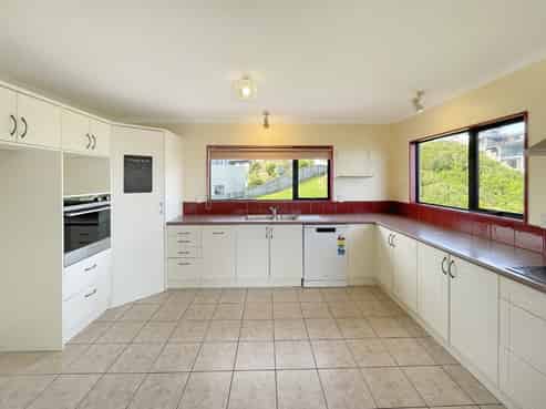 17 Jordan Street, Island Bay