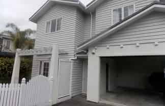 21 Mulvaney Crescent, Henderson