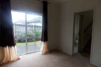 21 Mulvaney Crescent, Henderson