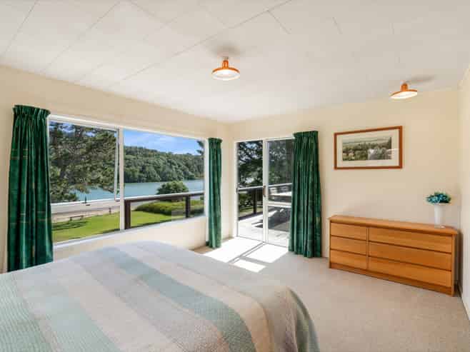 137 Patuwai Drive, Whangamata