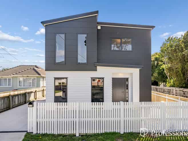 24B Wainuiomata Road, Wainuiomata