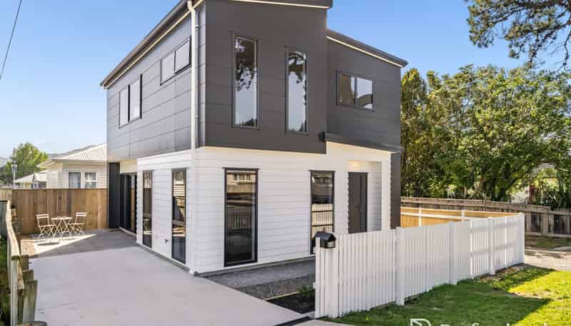 24B Wainuiomata Road, Wainuiomata