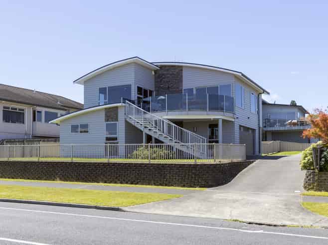 1/8 Mere Road, Taupo