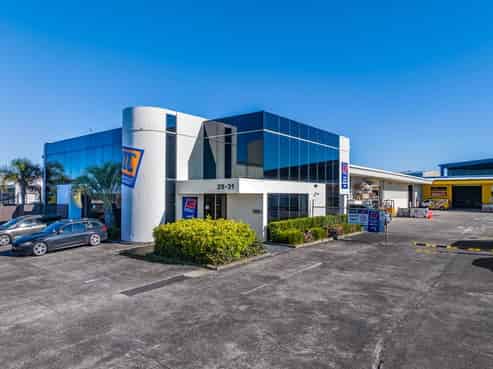 CBRE | Well Presented Office Suite in Mangere