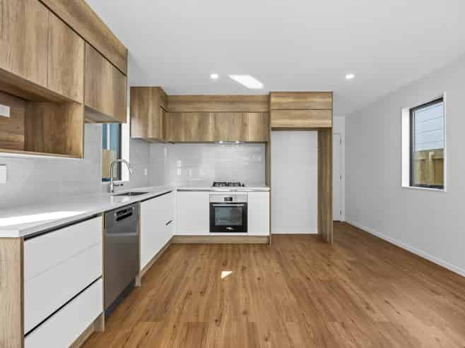 25 John Gray Street, Papakura