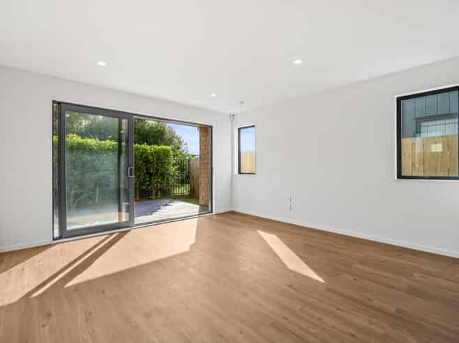 25 John Gray Street, Papakura