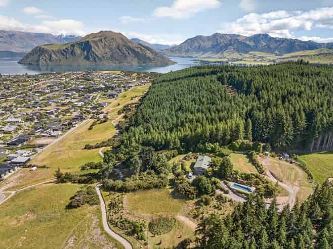 52 Kirimoko Crescent, Wanaka