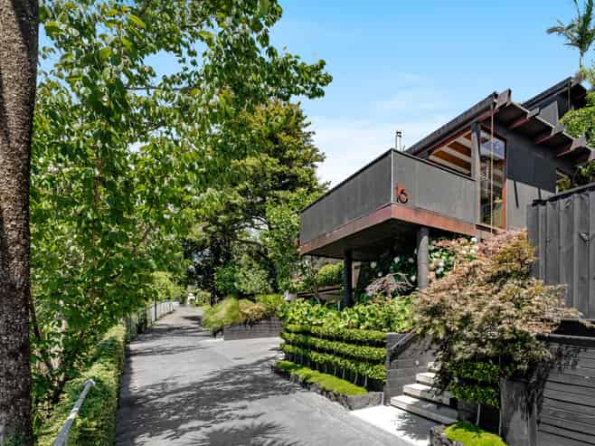 16 Leys Crescent, Remuera