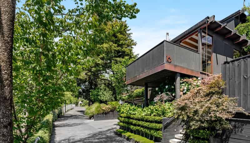 16 Leys Crescent, Remuera