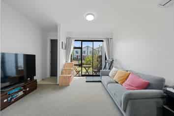 41 Manarini Road, Westgate