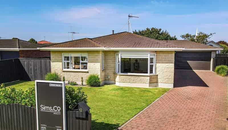 12 Kakaho Drive, Tawhero