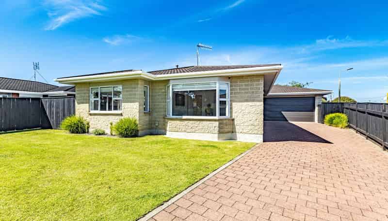 12 Kakaho Drive, Tawhero