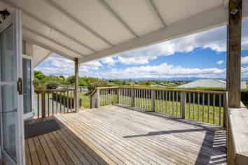 15 Highfield Grove, Richmond