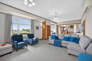 15 Highfield Grove, Richmond